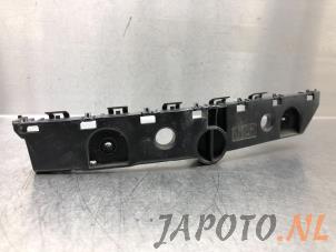 Used Rear bumper bracket, left Nissan Note (E12) 1.2 68 Price € 9,95 Margin scheme offered by Japoto Parts B.V.