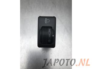 Używane Przelacznik reflektora LHV Nissan Note (E11) 1.4 16V Cena € 9,95 Procedura marży oferowane przez Japoto Parts B.V.