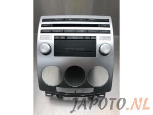 Usagé Radio/Lecteur CD Mazda 5 (CR19) 1.8i 16V Prix € 99,95 Règlement à la marge proposé par Japoto Parts B.V.