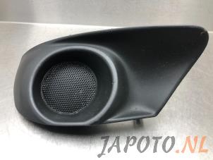 Usagé Plaque de protection feu antibrouillard gauche Toyota Verso 2.0 16V D-4D-F Prix € 19,95 Règlement à la marge proposé par Japoto Parts B.V.