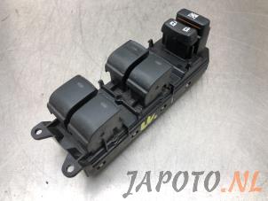 Used Multi-functional window switch Toyota Prius Plus (ZVW4) 1.8 16V Price € 49,95 Margin scheme offered by Japoto Parts B.V.