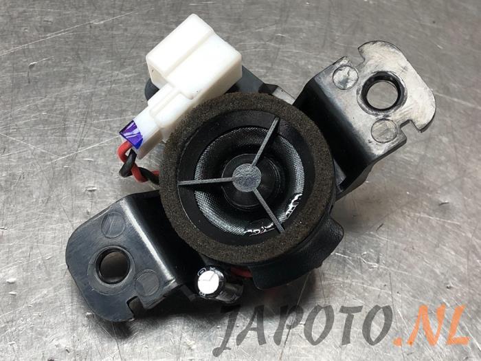 Begagnade Diskanthögtalare Kia Cee'd (JDB5) 1.0i T-GDi 12V 120 Pris € 26,20 Marginaltabell erbjuds av Japoto Parts B.V.