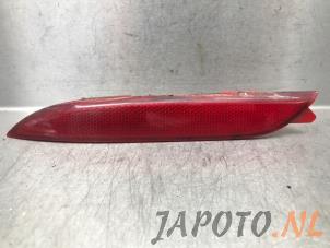 Used Rear bumper reflector, left Kia Cee'd Sportswagon (JDC5) 1.6 CRDi 16V VGT Price € 14,99 Margin scheme offered by Japoto Parts B.V.