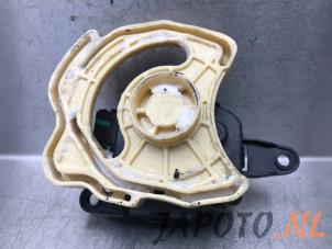 Used Heater valve motor Kia Cee'd Sportswagon (JDC5) 1.6 CRDi 16V VGT Price € 19,95 Margin scheme offered by Japoto Parts B.V.