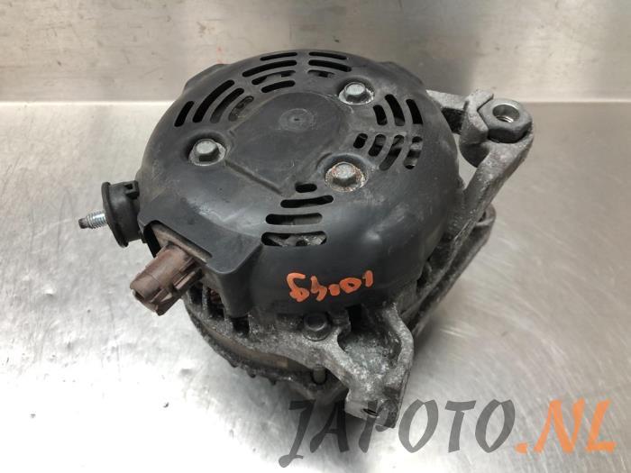 Gebrauchte Dynamo Toyota Auris (E18) 1.4 D-4D-F 16V Preis € 52,49 Margenregelung angeboten von Japoto Parts B.V.