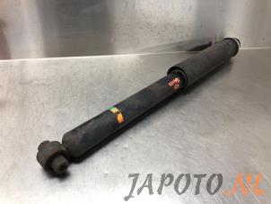 Used Rear shock absorber, right Toyota Auris (E18) 1.4 D-4D-F 16V Price € 20,00 Margin scheme offered by Japoto Parts B.V.