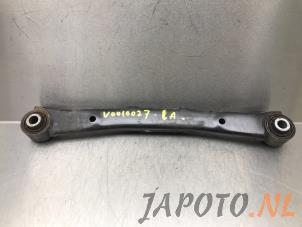 Used Rear lower wishbone, left Kia Cee'd Sportswagon (JDC5) 1.6 CRDi 16V VGT Price € 19,95 Margin scheme offered by Japoto Parts B.V.