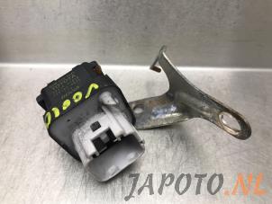 Used Glow plug relay Toyota Yaris III (P13) 1.4 D-4D-F Price € 14,95 Margin scheme offered by Japoto Parts B.V.