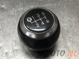 Used Gear stick knob Toyota Auris (E18) 1.4 D-4D-F 16V Price € 24,95 Margin scheme offered by Japoto Parts B.V.