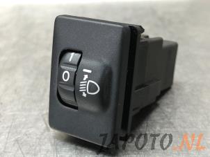Used AIH headlight switch Toyota Auris (E18) 1.4 D-4D-F 16V Price € 9,95 Margin scheme offered by Japoto Parts B.V.