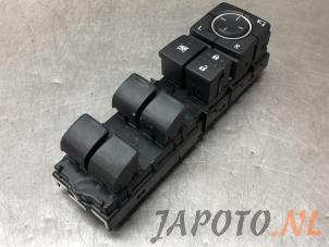 Used Multi-functional window switch Lexus IS (E3) Price € 74,95 Margin scheme offered by Japoto Parts B.V.