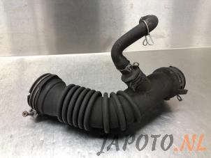Used Air intake hose Toyota Auris (E18) 1.4 D-4D-F 16V Price € 39,95 Margin scheme offered by Japoto Parts B.V.