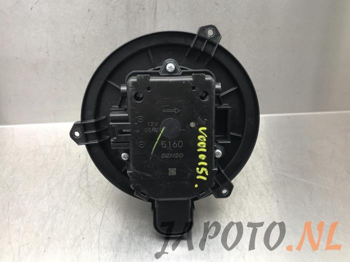 Heating and ventilation fan motor from a Lexus IS (E3)  2014