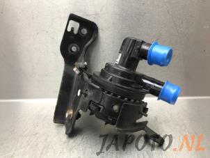 Used Additional water pump Lexus IS (E3) Price € 59,96 Margin scheme offered by Japoto Parts B.V.
