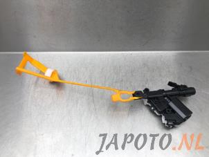 Used Tank flap lock motor Lexus IS (E3) Price € 29,95 Margin scheme offered by Japoto Parts B.V.