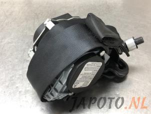 Used Front seatbelt, right Mitsubishi Colt (Z2/Z3) 1.3 16V Price € 34,95 Margin scheme offered by Japoto Parts B.V.