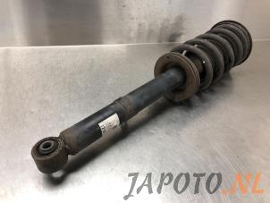 Used Front shock absorber rod, right Lexus IS (E3) Price € 90,00 Margin scheme offered by Japoto Parts B.V.