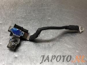 Used Battery sensor Kia Venga 1.6 CRDi VGT 16V Price € 24,95 Margin scheme offered by Japoto Parts B.V.