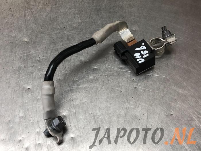 Begagnade Batterisensor Kia Stonic (YB) 1.0i T-GDi 12V Eco-Dynamics+ Pris € 36,70 Marginaltabell erbjuds av Japoto Parts B.V.