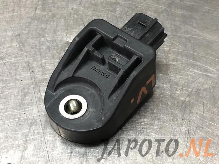 Begagnade Airbagsensor Suzuki Celerio (LF) 1.0 12V Dualjet Pris € 26,20 Marginaltabell erbjuds av Japoto Parts B.V.