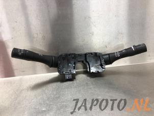 Używane Przelacznik Combi kolumny kierownicy Nissan 370 Z (Z34A) 3.7 V6 24V Cena € 149,95 Procedura marży oferowane przez Japoto Parts B.V.