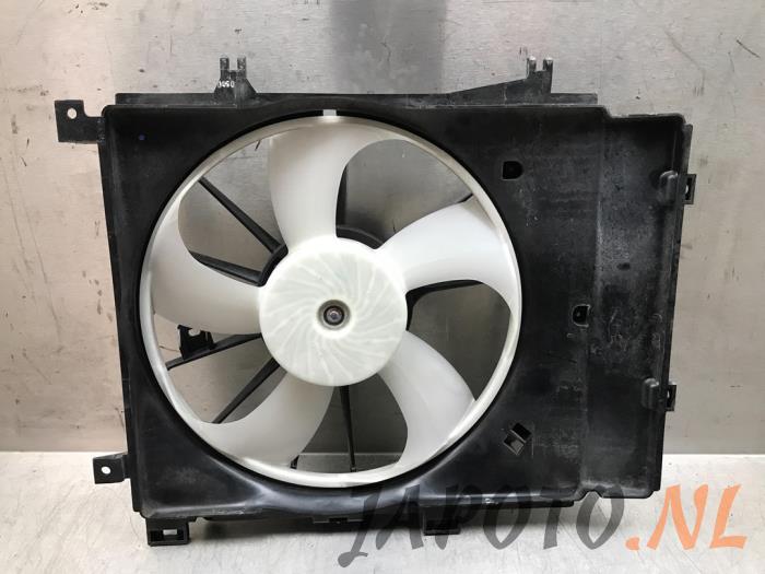 Używane Wentylator Suzuki Celerio (LF) 1.0 12V Dualjet Cena € 78,70 Procedura marży oferowane przez Japoto Parts B.V.