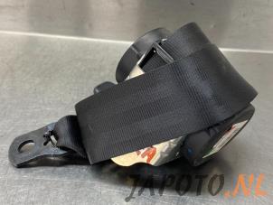 Used Rear seatbelt, left Mitsubishi Colt CZC 1.5 16V Price € 49,99 Margin scheme offered by Japoto Parts B.V.