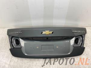 Used Boot lid Chevrolet Cruze (300) 1.8 16V VVT Price € 199,00 Margin scheme offered by Japoto Parts B.V.