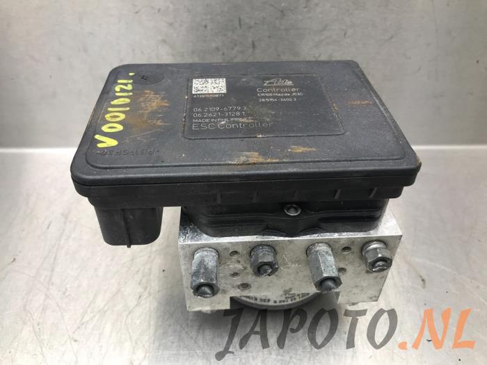 Używane Pompa ABS Mazda CX-5 I (KE,GH) 2.0 SkyActiv-G 160 16V 4WD Cena € 131,20 Procedura marży oferowane przez Japoto Parts B.V.