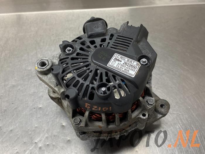Usagé Dynamo Hyundai i20 (GBB) 1.2i 16V Prix € 42,00 Règlement à la marge proposé par Japoto Parts B.V.
