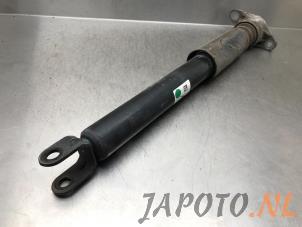 Used Rear shock absorber, right Kia Cee'd (JDB5) 1.0i T-GDi 12V 120 Price € 24,95 Margin scheme offered by Japoto Parts B.V.
