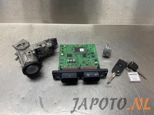 Używane Stacyjka + sterownik Mazda 2 (DE) 1.3 16V S-VT High Power Cena € 149,00 Procedura marży oferowane przez Japoto Parts B.V.