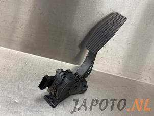 Used Accelerator pedal Chevrolet Cruze (300) 1.8 16V VVT Price € 49,95 Margin scheme offered by Japoto Parts B.V.