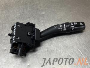 Used Wiper switch Hyundai Santa Fe II (CM) 2.2 CRDi 16V 4x2 Price € 29,99 Margin scheme offered by Japoto Parts B.V.