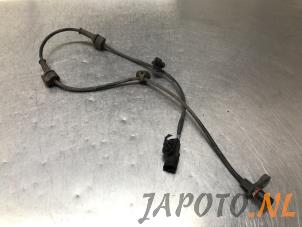 Used ABS Sensor Suzuki Swift (ZA/ZC/ZD) 1.2 16V Price € 29,95 Margin scheme offered by Japoto Parts B.V.