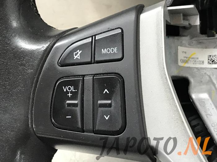 Steering wheel from a Suzuki Swift (ZA/ZC/ZD) 1.2 16V 2011