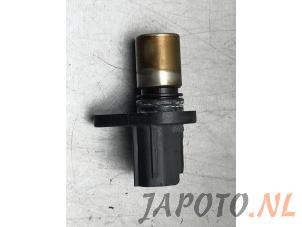 Used Camshaft sensor Daihatsu Cuore (L251/271/276) 1.0 12V DVVT Price € 14,95 Margin scheme offered by Japoto Parts B.V.