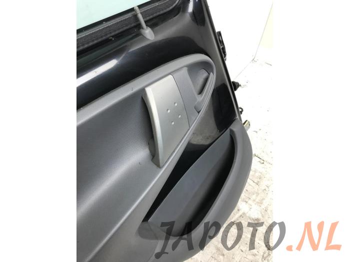 Portière 4portes arrière gauche d'un Toyota Aygo (B10) 1.0 12V VVT-i 2009