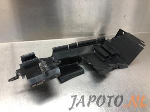 Usagé Plaque de protection divers Toyota RAV4 (A5) 2.5 Hybrid 16V AWD Prix € 24,99 Règlement à la marge proposé par Japoto Parts B.V.