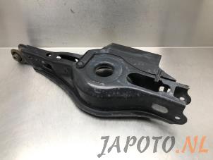 Usagé Bras de suspension bas arrière droit Toyota RAV4 (A5) 2.5 Hybrid 16V AWD Prix € 149,99 Règlement à la marge proposé par Japoto Parts B.V.