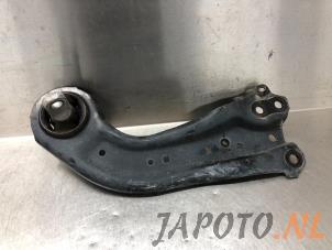 Usagé Bras de suspension haut arrière gauche Toyota RAV4 (A5) 2.5 Hybrid 16V AWD Prix € 74,99 Règlement à la marge proposé par Japoto Parts B.V.