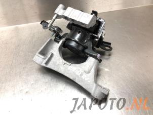 Używane Wspornik silnika Toyota RAV4 (A5) 2.5 Hybrid 16V AWD Cena € 29,99 Procedura marży oferowane przez Japoto Parts B.V.