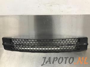 Usagé Pare-chocs grille Kia Picanto (BA) 1.0 12V Prix € 34,95 Règlement à la marge proposé par Japoto Parts B.V.