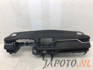 Usagé Airbag droite (tableau de bord) Toyota RAV4 (A5) 2.5 Hybrid 16V AWD Prix € 699,00 Règlement à la marge proposé par Japoto Parts B.V.
