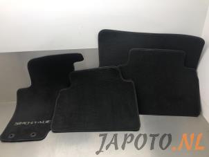 Used Set of mats Kia Sportage (SL) 1.6 GDI 16V 4x2 Price € 49,95 Margin scheme offered by Japoto Parts B.V.