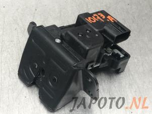 Used Tailgate lock mechanism Kia Sportage (SL) 1.6 GDI 16V 4x2 Price € 49,95 Margin scheme offered by Japoto Parts B.V.