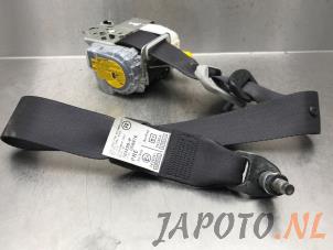Usagé Ceinture de sécurité avant droite Daihatsu Sirion 2 (M3) 1.3 16V DVVT Prix € 34,95 Règlement à la marge proposé par Japoto Parts B.V.