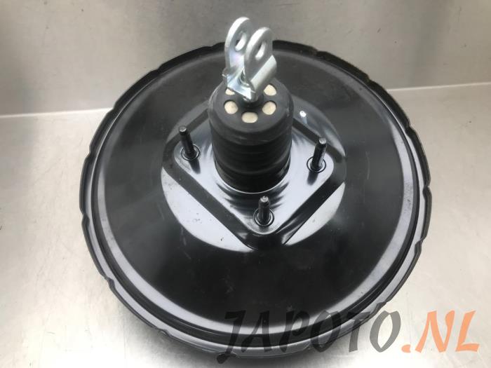 Usagé Assistant de freinage Kia Sportage (SL) 1.6 GDI 16V 4x2 Prix € 41,95 Règlement à la marge proposé par Japoto Parts B.V.