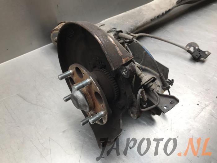 Rear-wheel drive axle from a Honda Civic (FK1/2/3) 1.4i VTEC 16V 2014