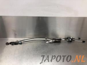 Usados Cable de cambio de caja de cambios Honda Civic (FK1/2/3) 1.4i VTEC 16V Precio € 74,95 Norma de margen ofrecido por Japoto Parts B.V.